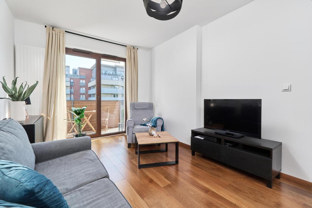 Nowa Teczowa Apartments Promenada Staromiejska By Noclegi Renters Wrocław Eksteriør bilde