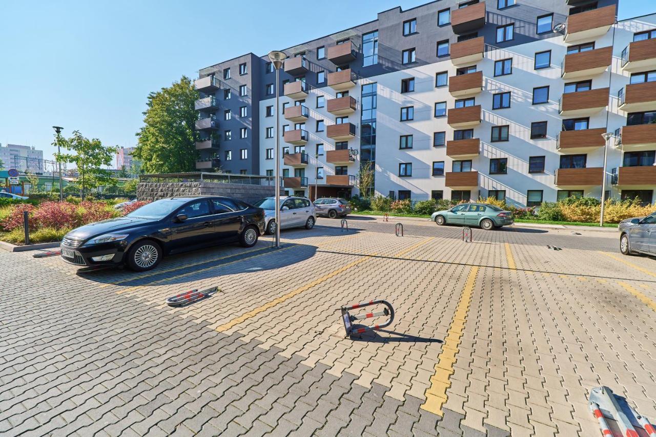 Nowa Teczowa Apartments Promenada Staromiejska By Noclegi Renters Wrocław Eksteriør bilde