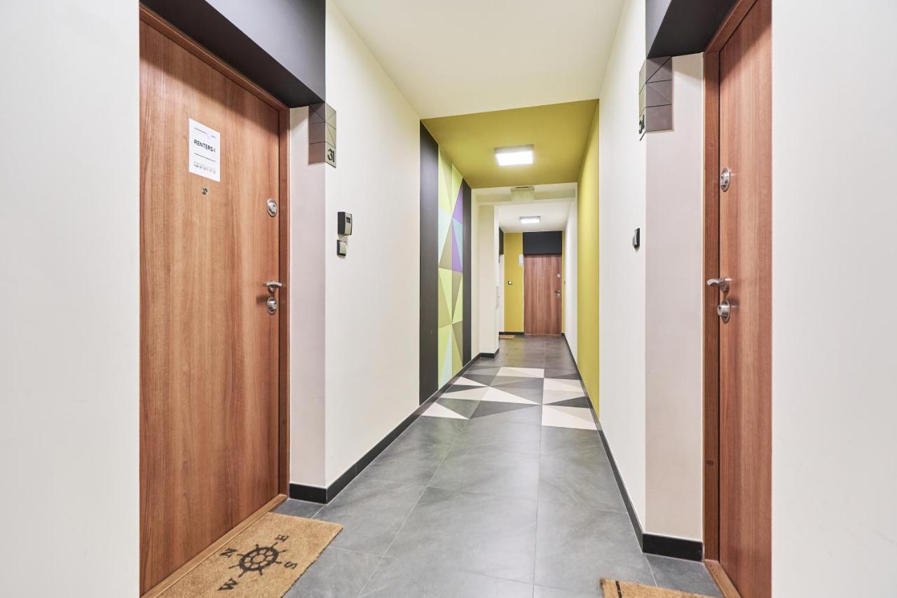 Nowa Teczowa Apartments Promenada Staromiejska By Noclegi Renters Wrocław Eksteriør bilde